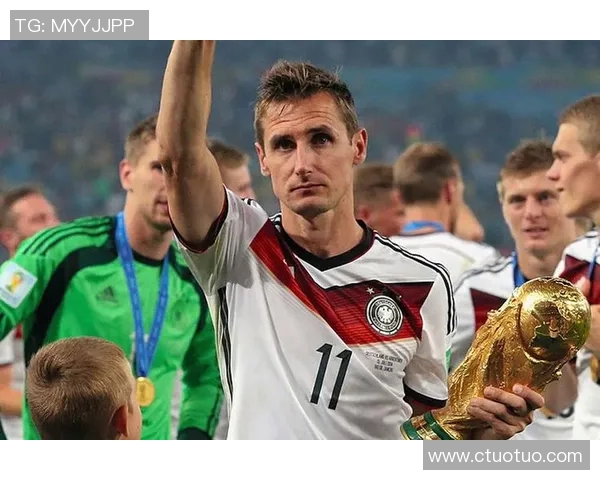 德国足球百大球星盘点 传奇与新星并肩展现辉煌历史